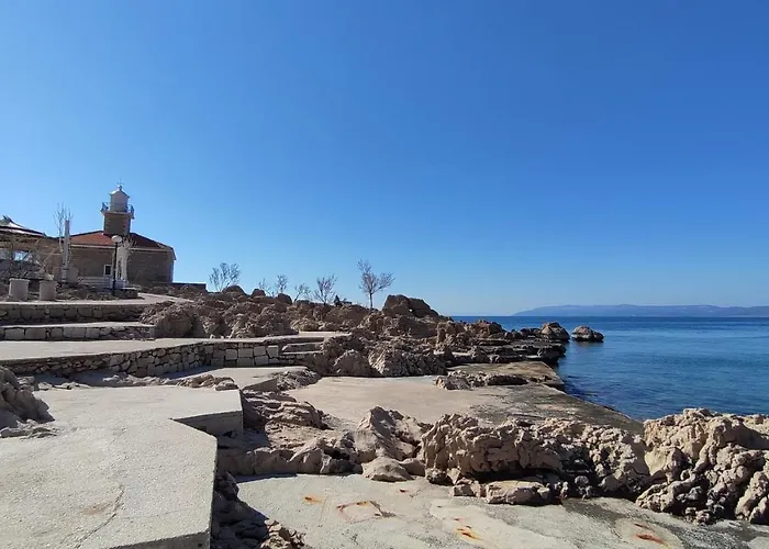 Roza - A Charming Oasis In The Centre Of Appartamento