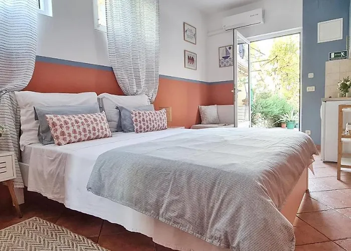 Roza - A Charming Oasis In The Centre Of Appartamento